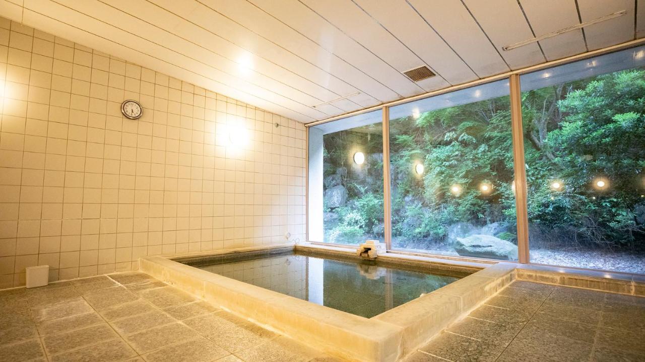 Kamogawa Country Hotel Exteriör bild